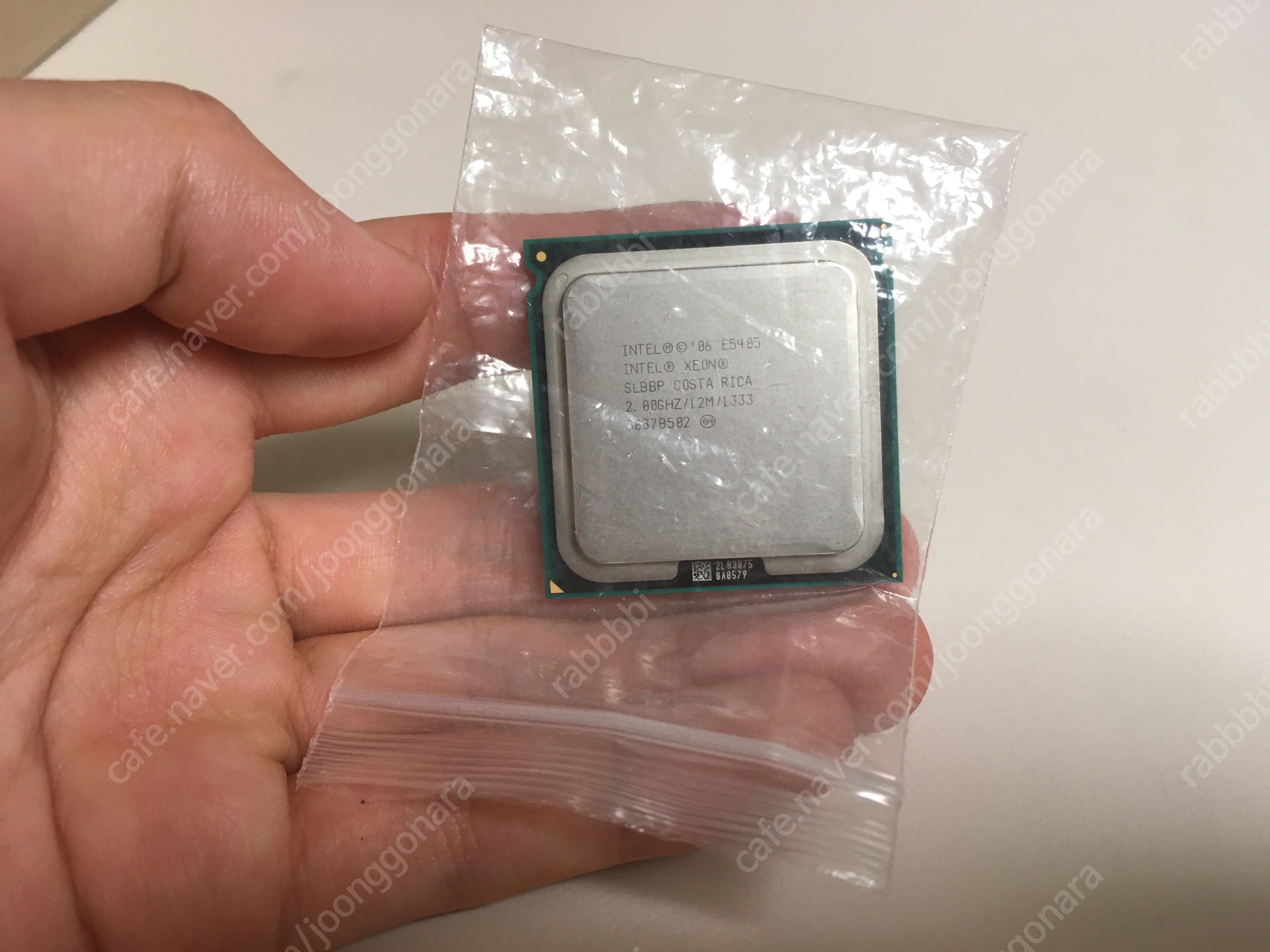 인텔 제온 Xeon E5405 쿼드코어 + 방열판 장착 서버용 RAM PC2 5300F 4개 합 6GB