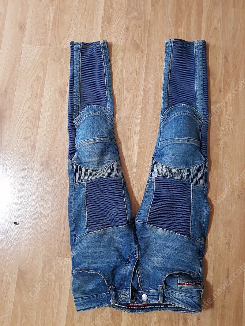 메쉬 청바지