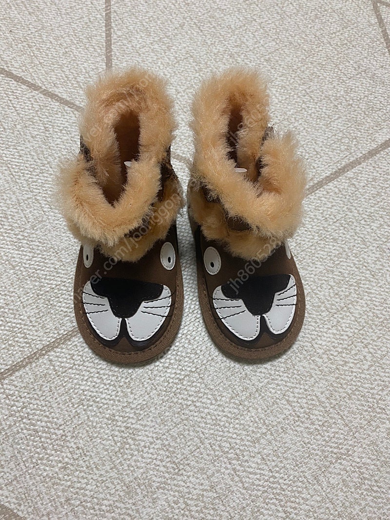 Emu 부츠 12-18m