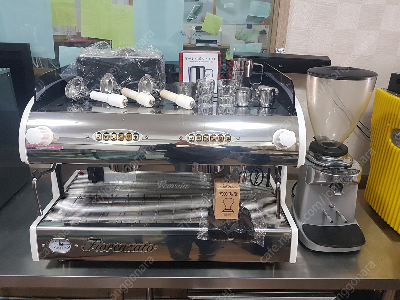 [판매]카페집기 커피머신 자동그라인더 제빙기 쇼케이스 카페창업