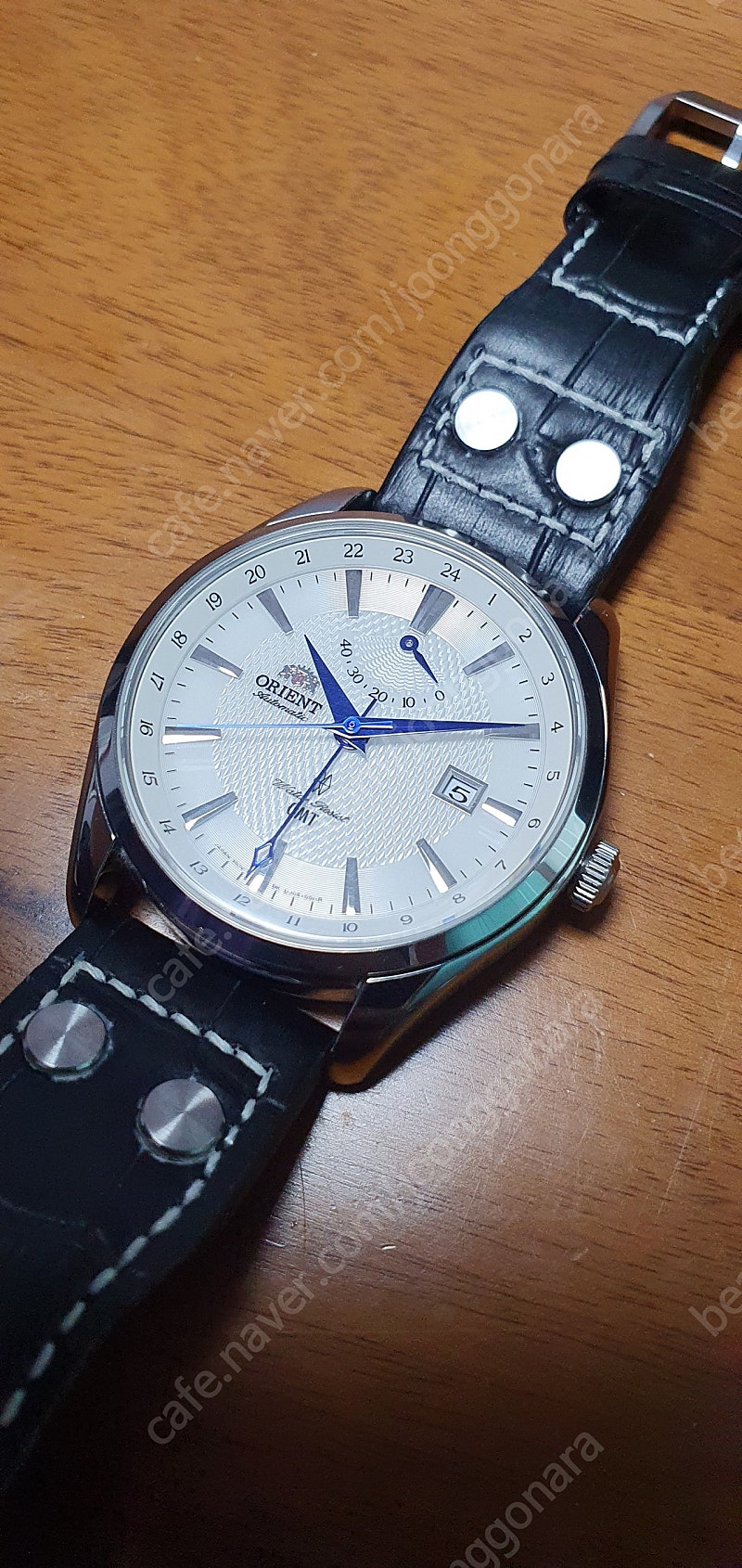 오리엔트 폴라리스 gmt 판매합니다.--0