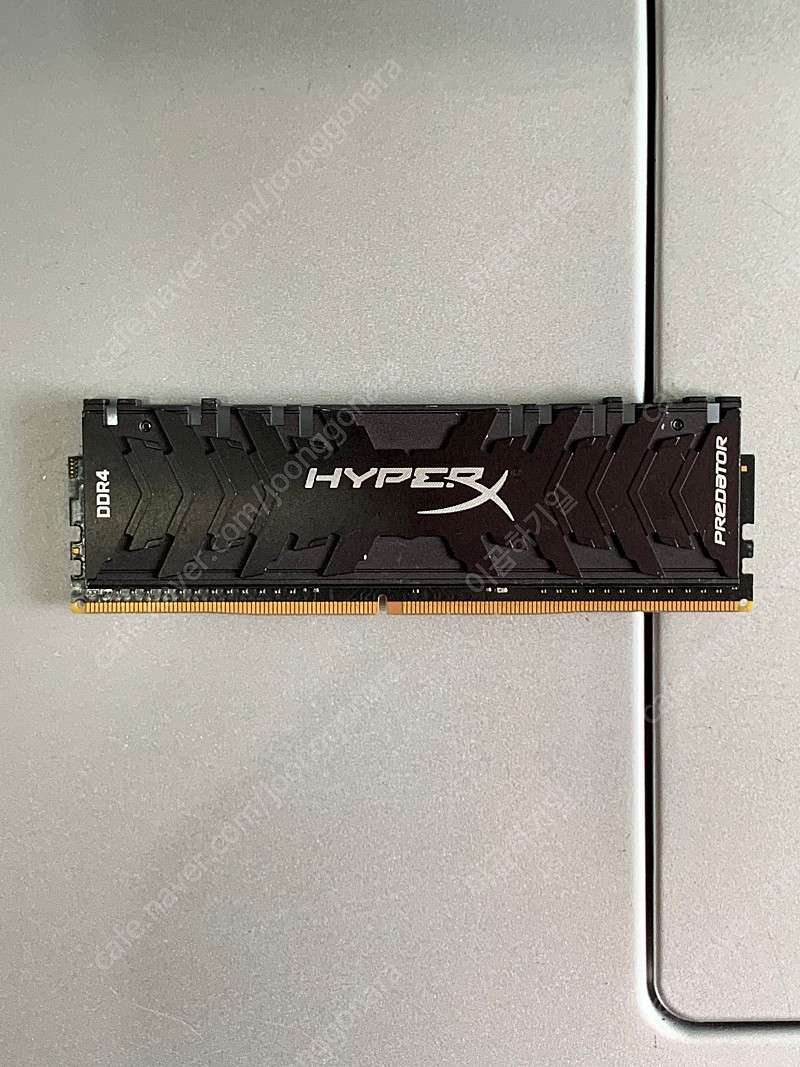 킹스톤 HYPER PREDATOR DDR4-2933 RAM 8GB 1개