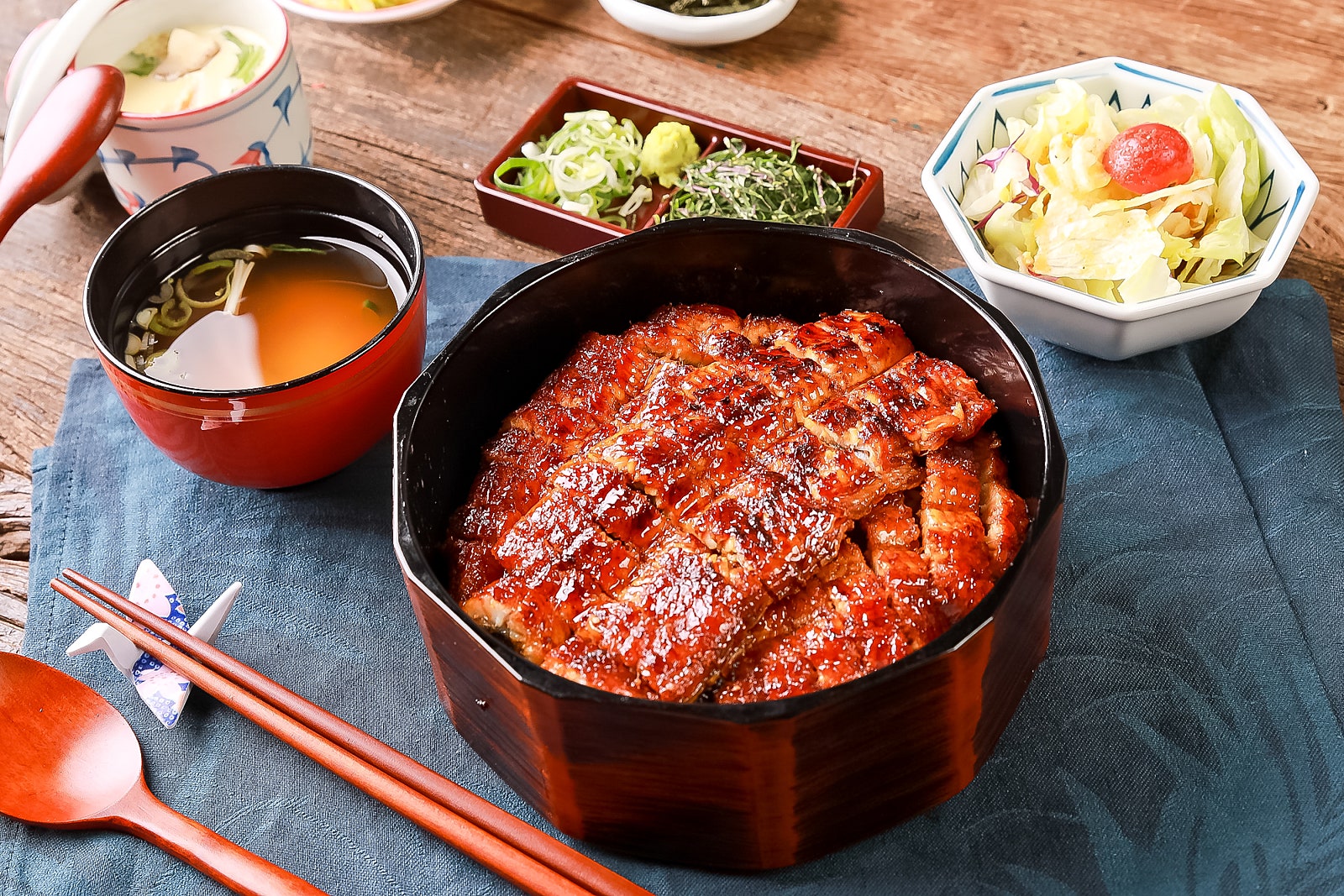 오늘은 덮밥 이미지