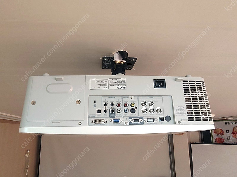 산요 5천안시 프로젝터 PLC-XM5000--2