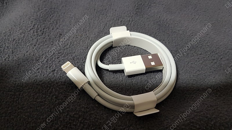 택포. (미사용 새제품) 애플정품 8핀 라이트닝 케이블(USB-A타입)