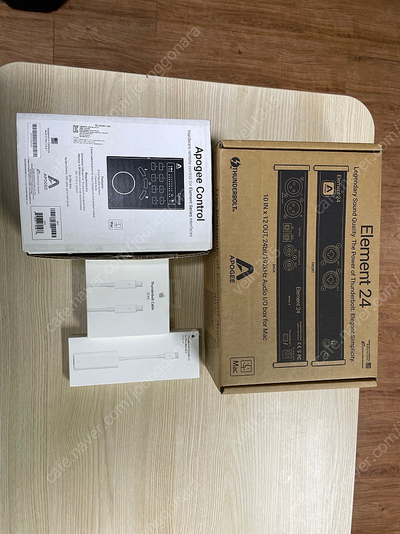 Apogee Element 24 [아포지 엘리먼트24] 오디오인터페이스 팝니다. +썬더볼트2,썬더볼트3 변환젠더