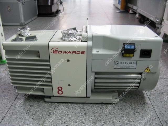 진공펌프 Edwards 8 RV8 Rotary Vane Dual Stage Mechanical Vacuum Pump