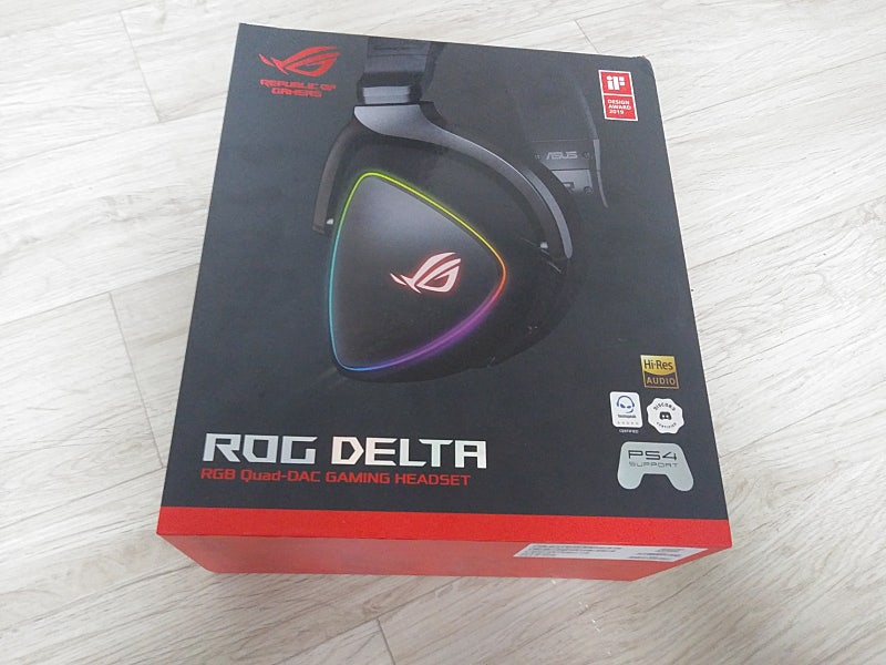 (가격인하)ASUS ROG DELTA 거의 새것 판매합니다