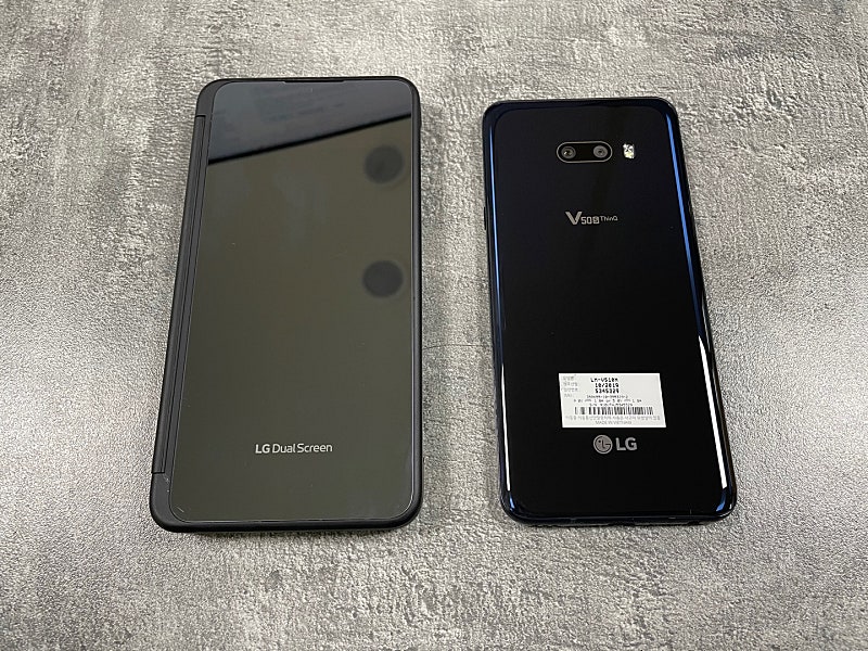 LG V50S 256G 블랙 20년 11월 듀얼스크린포함 28만원 판매 합니다