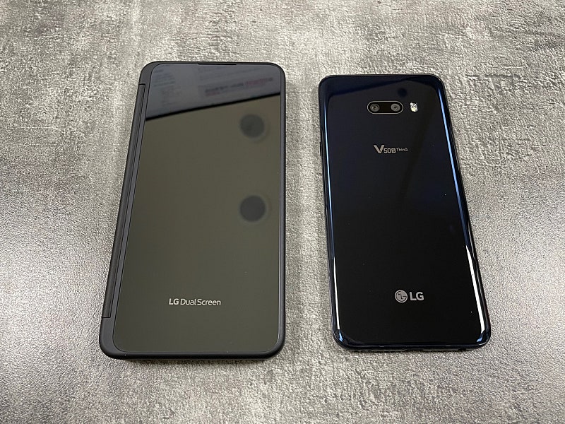 <A급>LG V50S 블랙 듀얼스크린포함 25만원 판매합니다