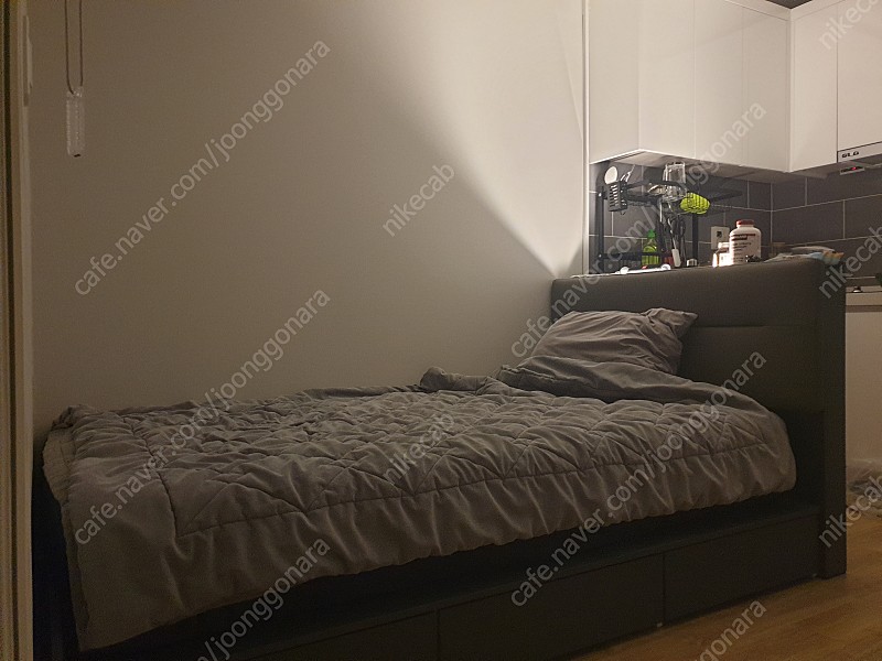[판매]모던바로크 에센셜 호텔식 3단계 LED 수납 침대 프레임 SS