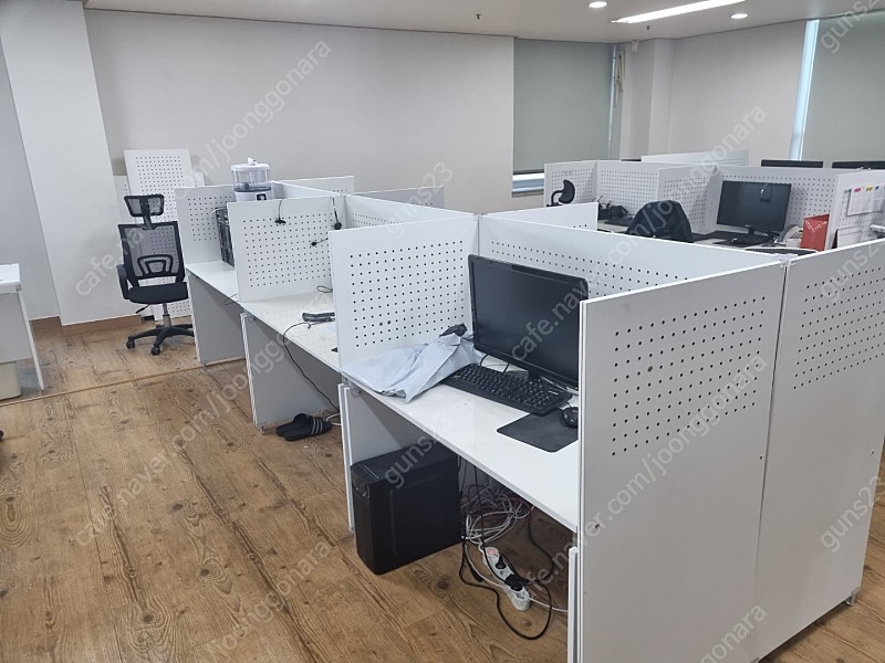 사무실 폐업으로 사무용 책상 의자 저렴하게 판매합니다 (서울 광진구 군자역)