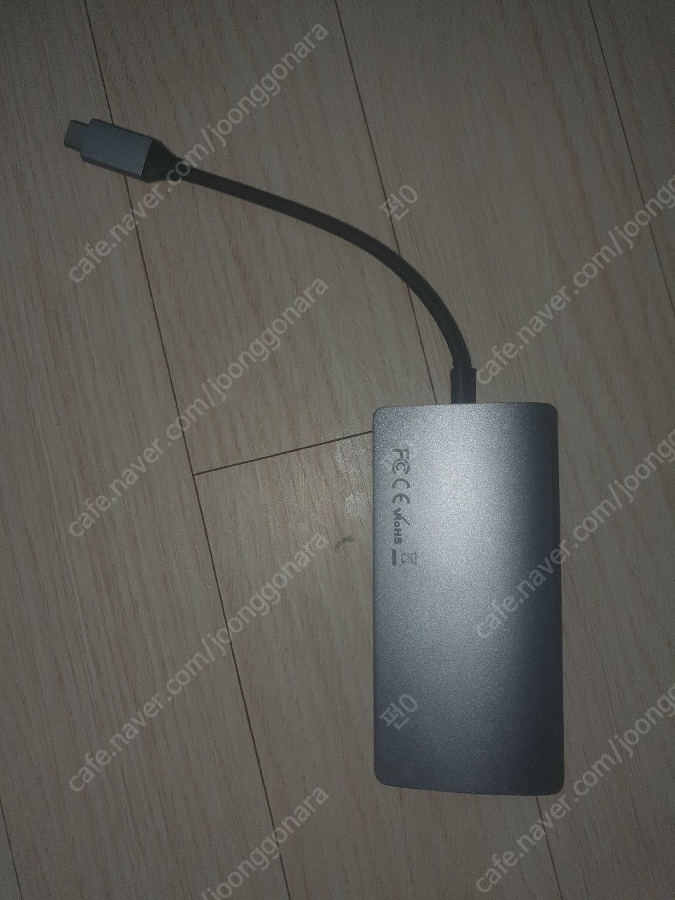 사테치 V2 (satechi v2) USB 허브 판매합니다