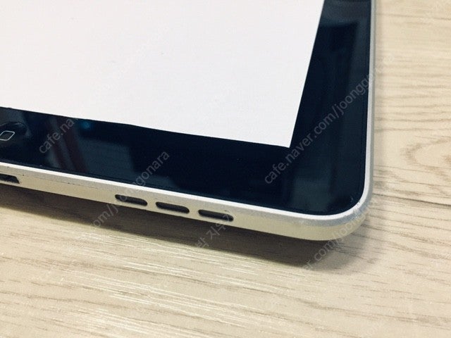 아이패드 1세대 16g (wifi) 판매합니다.--5