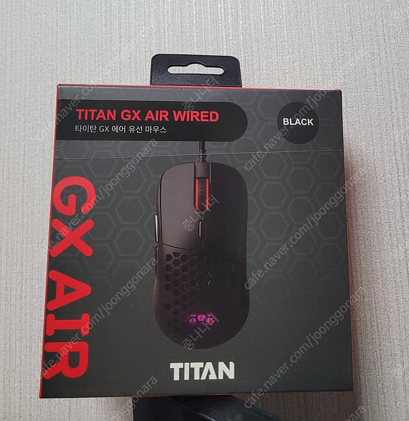 TITAN GX AIR WIRED 마우스 팝니다.