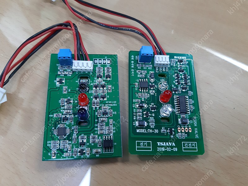 자바 TC-501,TC-601양변기 전자감지식 대변기세척밸브 감지기센서 2개에 만원씩 판매합니다.