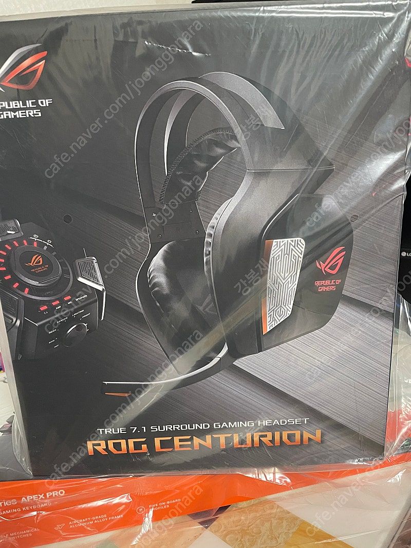 ROG CENTURION 7.1 게이밍 헤드셋 팝니다