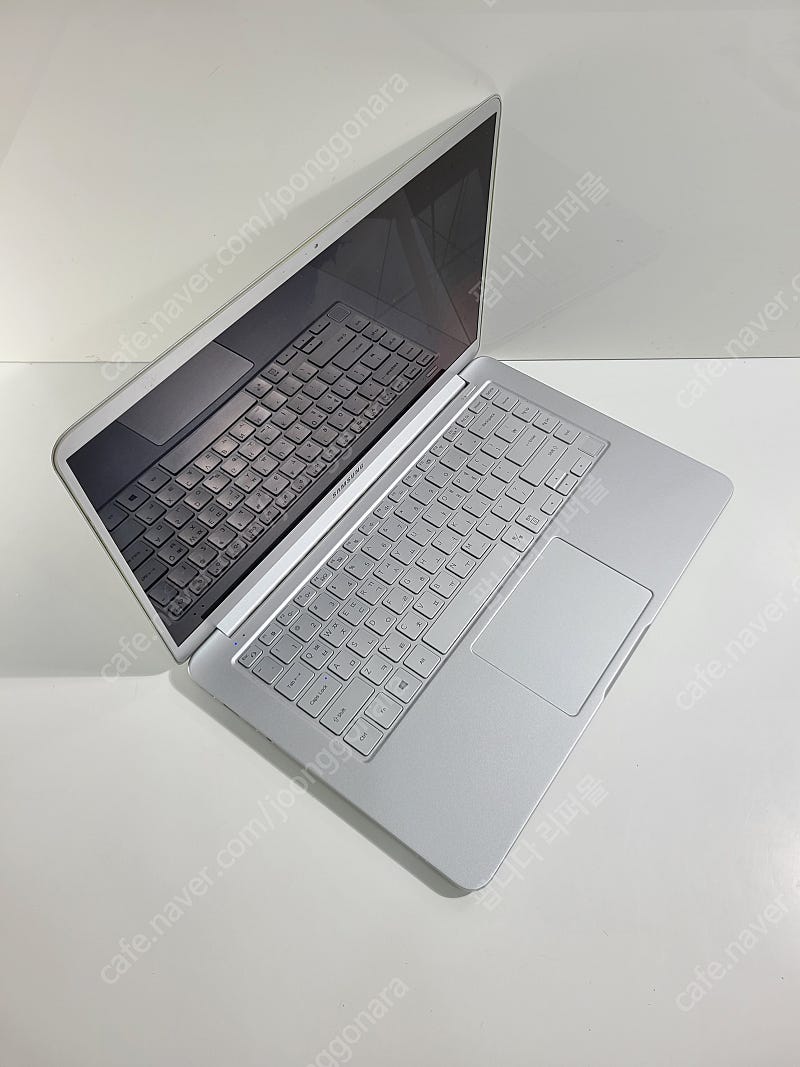 [판매]삼성전자 2017 노트북9 Always NT900X5N-K38S 중고노트북 팝니다.