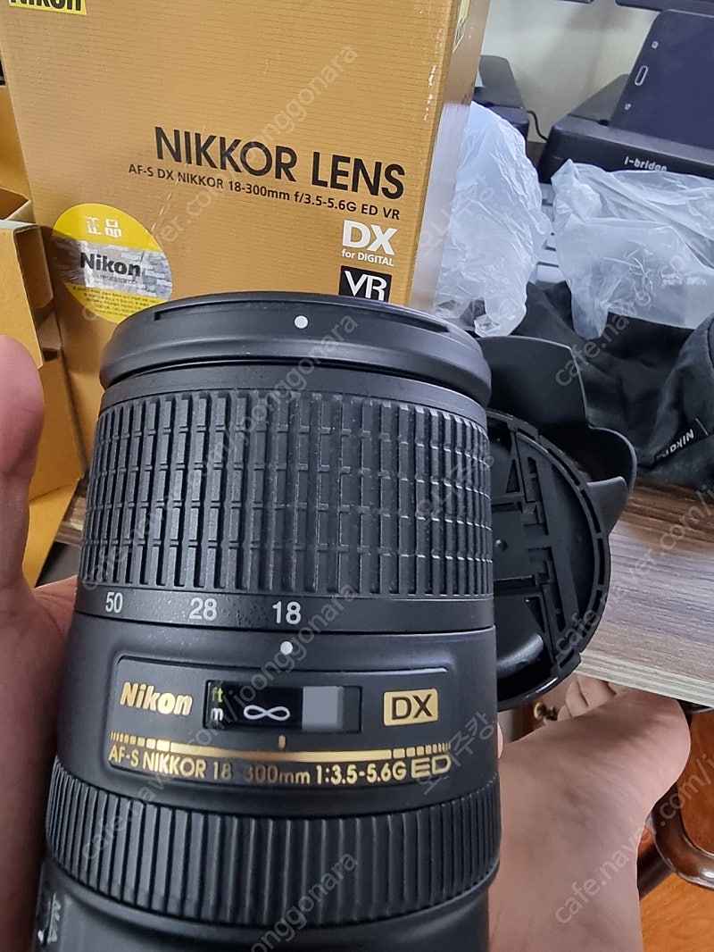 니콘 렌즈 팝니다 18-300mm 팝니다 삼성16-50mm s슈퍼렌즈팝니다