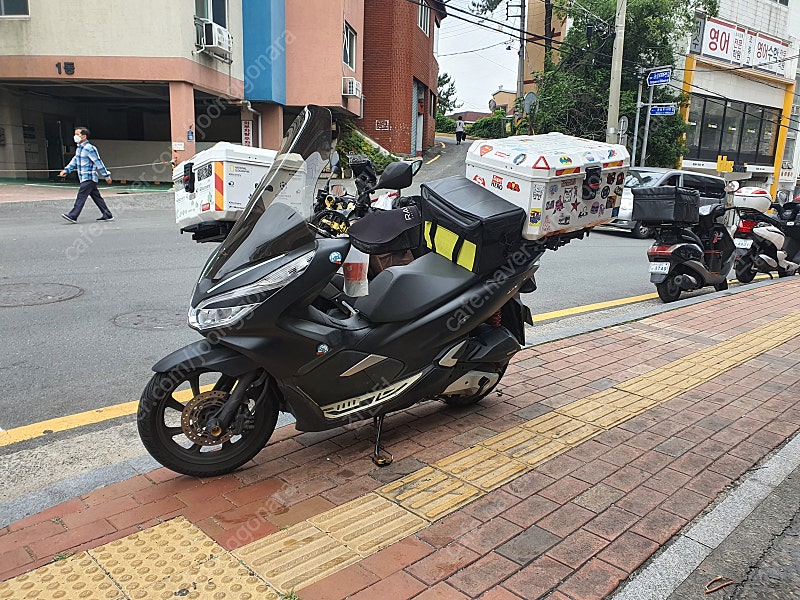 부산 pcx 20년식 판매합니다