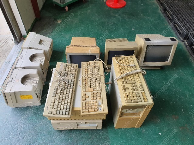 옛날 컴퓨터 286 386 하이텔단말기 본체 모니터 키보드
