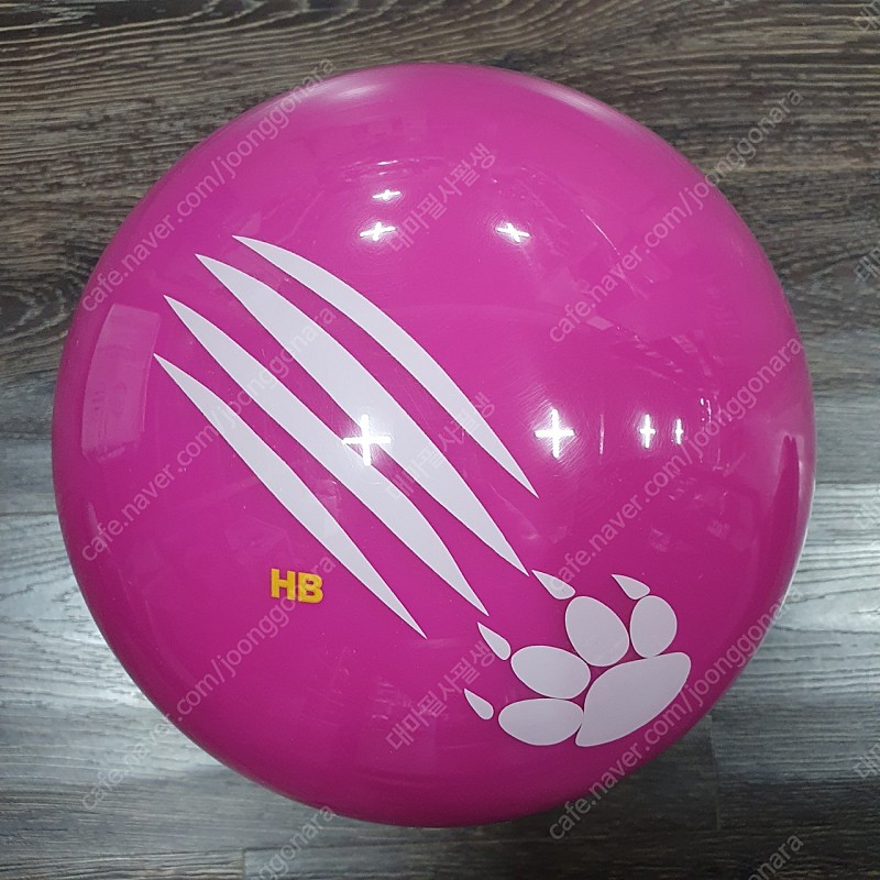 택배무료 공인구 글로벌900 허니뱃져 클리어 핑크 하드볼 14파운드 새볼링공 판매합니다