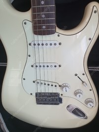 펜더 fender stratocaster made in 재팬 팜니다