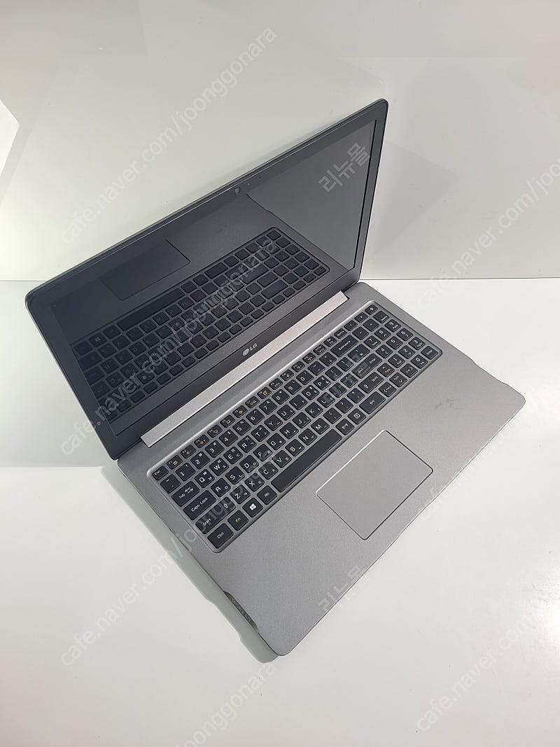 [판매]LG전자 울트라기어 GT 15UD780-PX50K 중고노트북 팝니다.