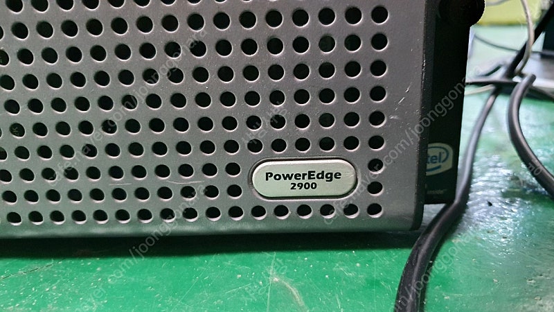 Dell powerEdge 2900 서버 본체 판매