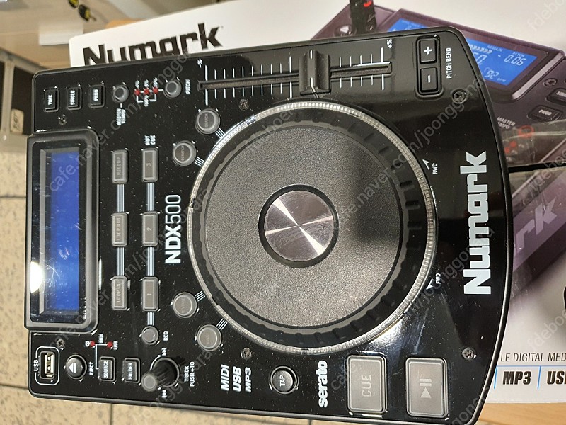 Numark CD/USB 플레이어 NDX500 팝니다.