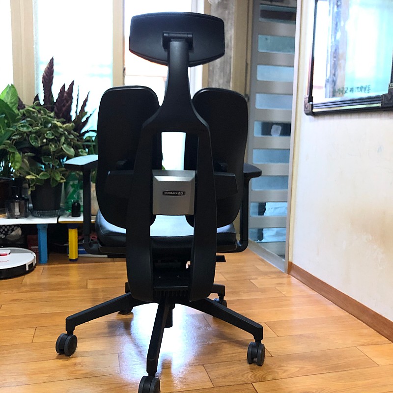 듀오백 2.0 d2-200w 의자 인조가죽 판매합니다.