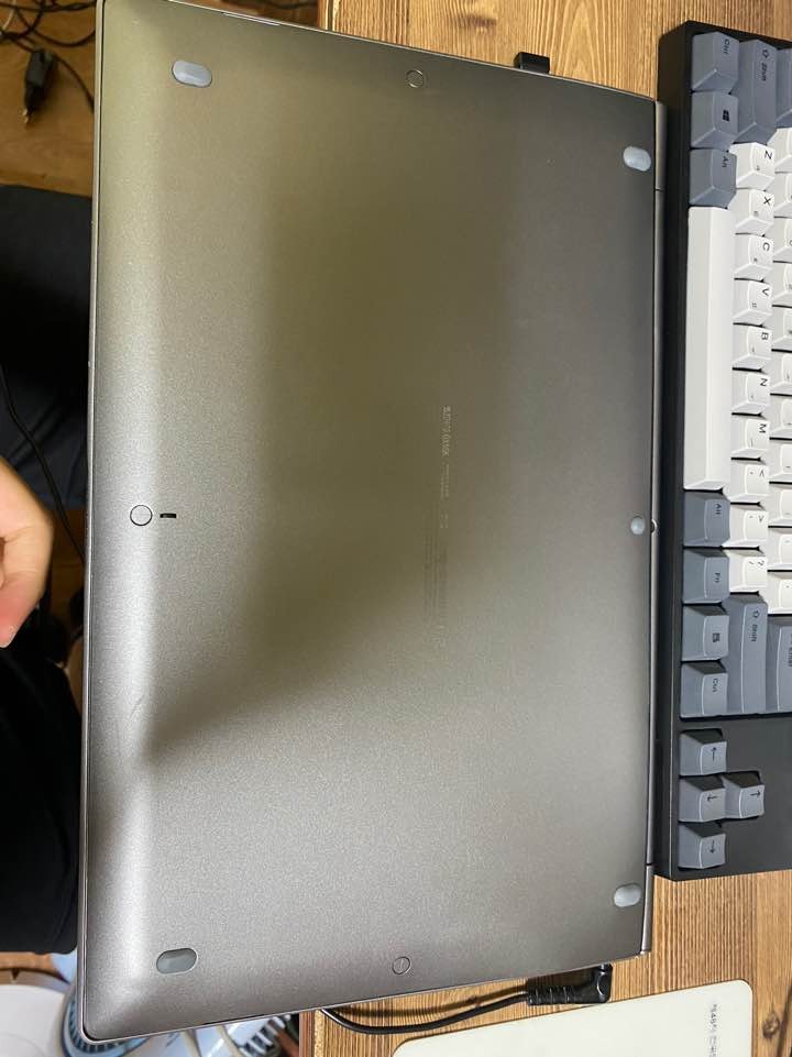 [마산, 창원, 창녕], [가격내림!] ﻿LG전자 그램 노트북팝니다.15ZD970-GX5SK﻿ ( 57만원, 배터리 신품 )
