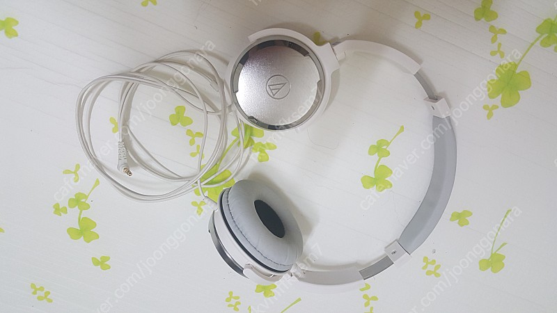 오디오테크니카 ATH-WS70 (흰색) 솔리드 베이스 헤드폰