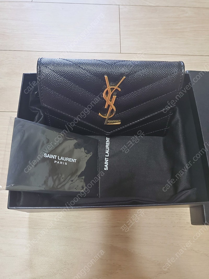 생로랑 모노그램 엔벨롭 반지갑 SAINT LAURENT MONOGRAM ENVELOPE WALLET