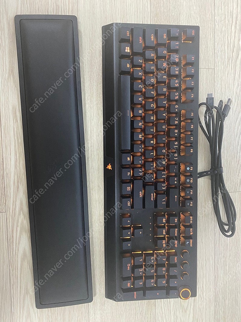 razer blackwidow v3 pro 풀 튜닝작 팔아요.