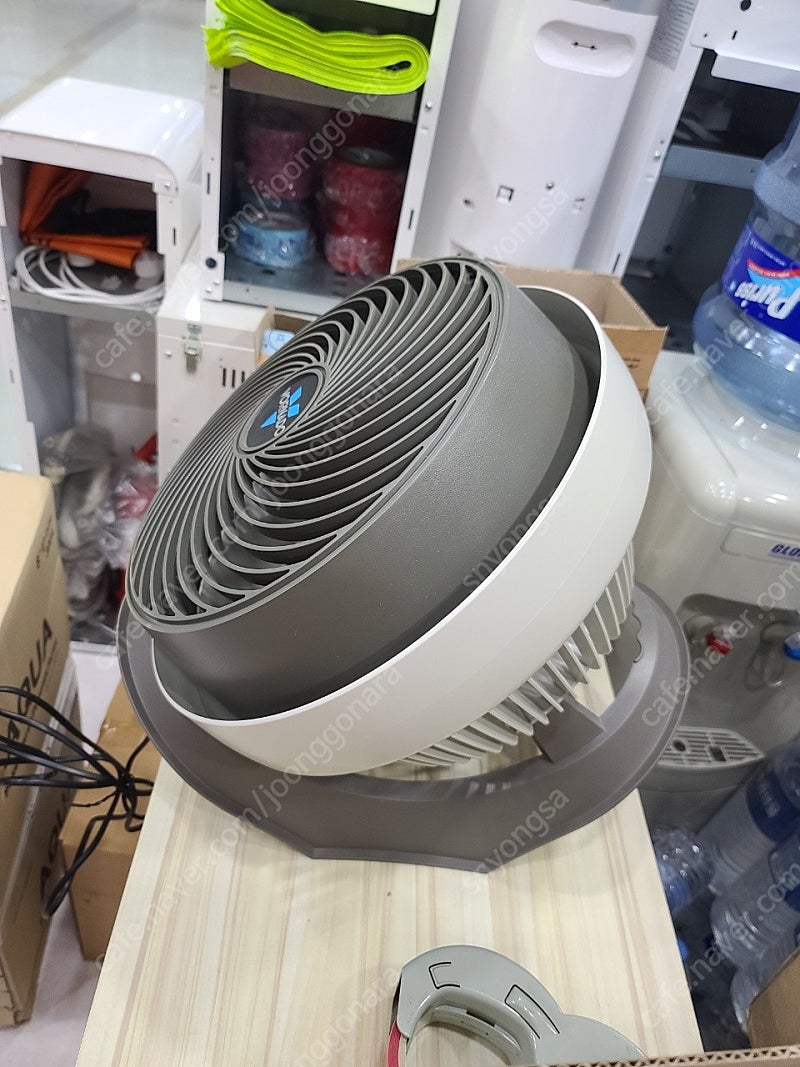 보네이도 에어 서큘레이터 735G 선풍기 매장 전시품--1