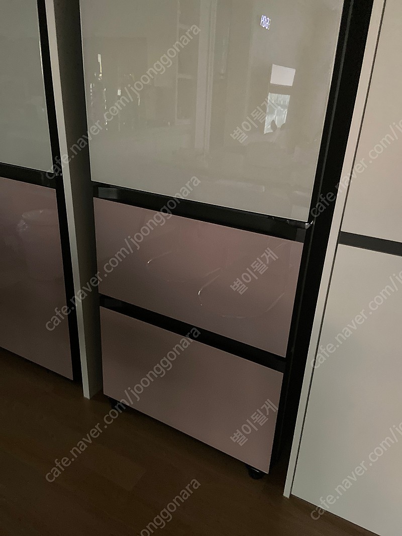 비스포크 3도어 김치냉장고 중탄 하칸 글램화이트 패널 (냉장고 말고 패널이요!!!)