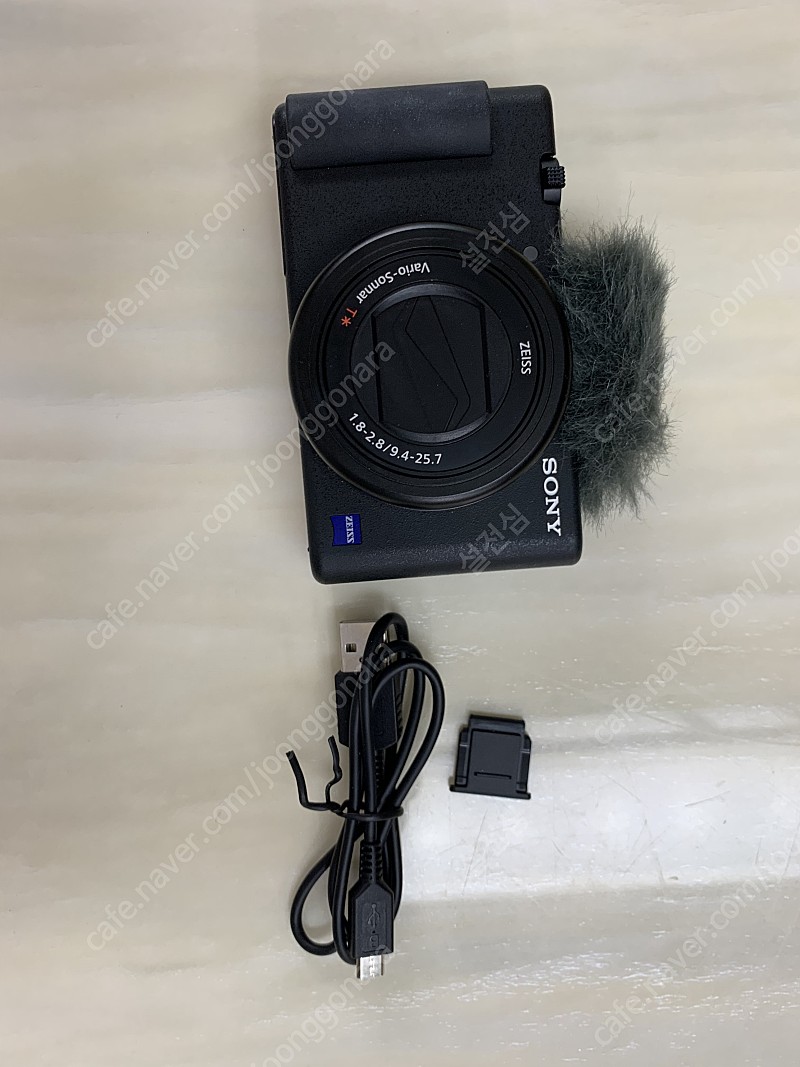 소니 ZV-1 배터리 2개 브이로그용 카메라