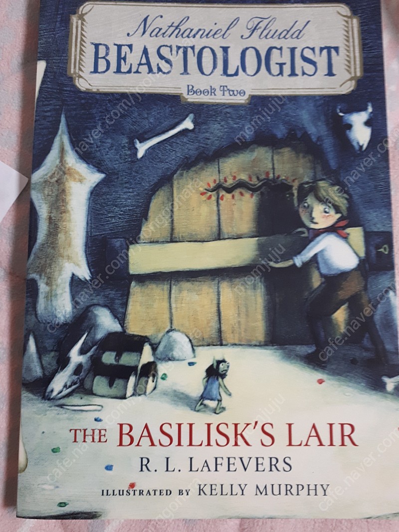 the Basilisk's lair(beastologist book two)