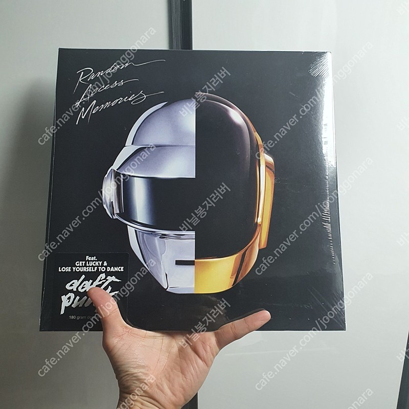 Daft Punk(다프트펑크) - RAM(Random Access Memory) LP 미개봉 판매합니다.
