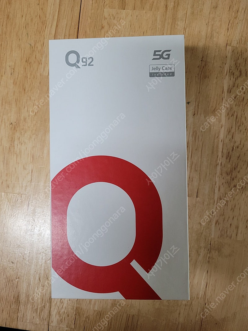 LG핸드폰 자급제용 Q92 화이트 판매합니다.