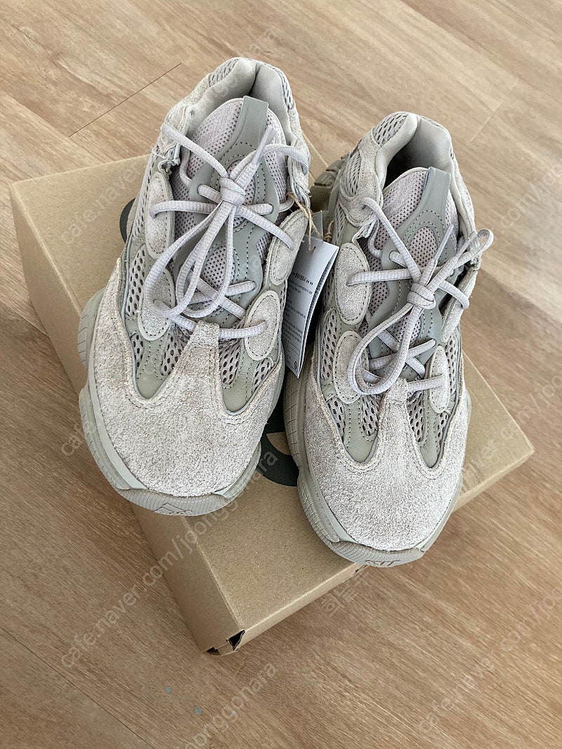 Yeezy 500 토프라이프 270 미시착데미지상품팝니다