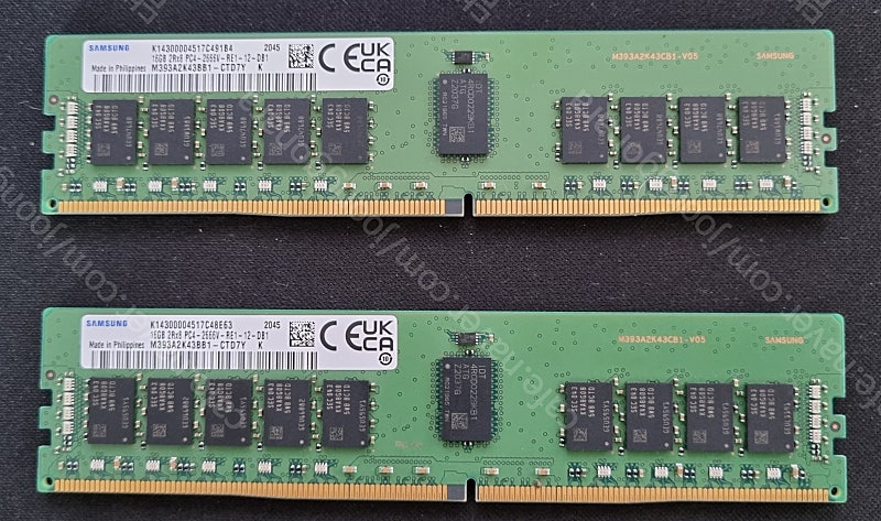 삼성전자 서버용 RAM 16GB 2Rx8 PC4-2666V-RE1 2개 팝니다.