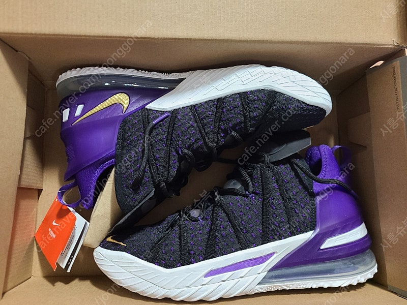 나이키 르브론18 미사용새거 280 팝니다