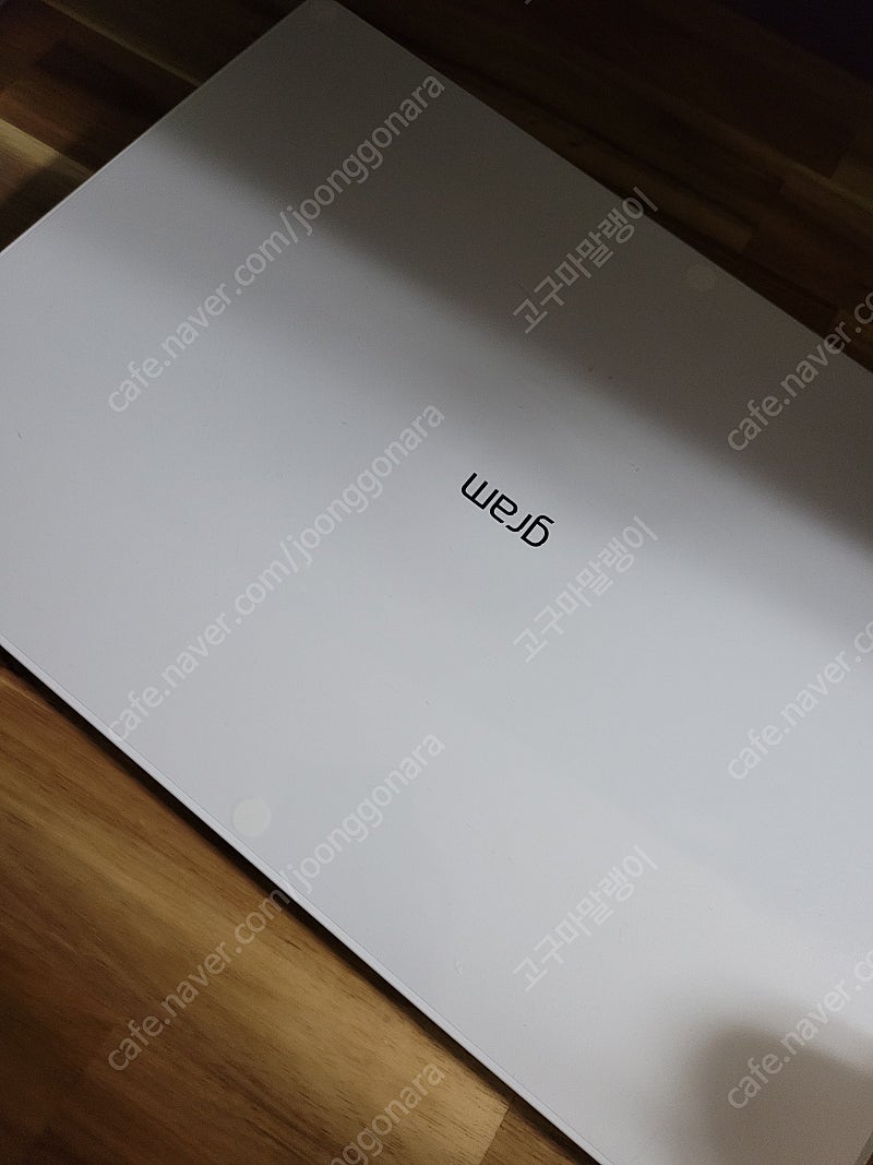 LG 그램 노트북 (16Z90P-GA50K) 99프로 새것 (실사용 4개월 미만)