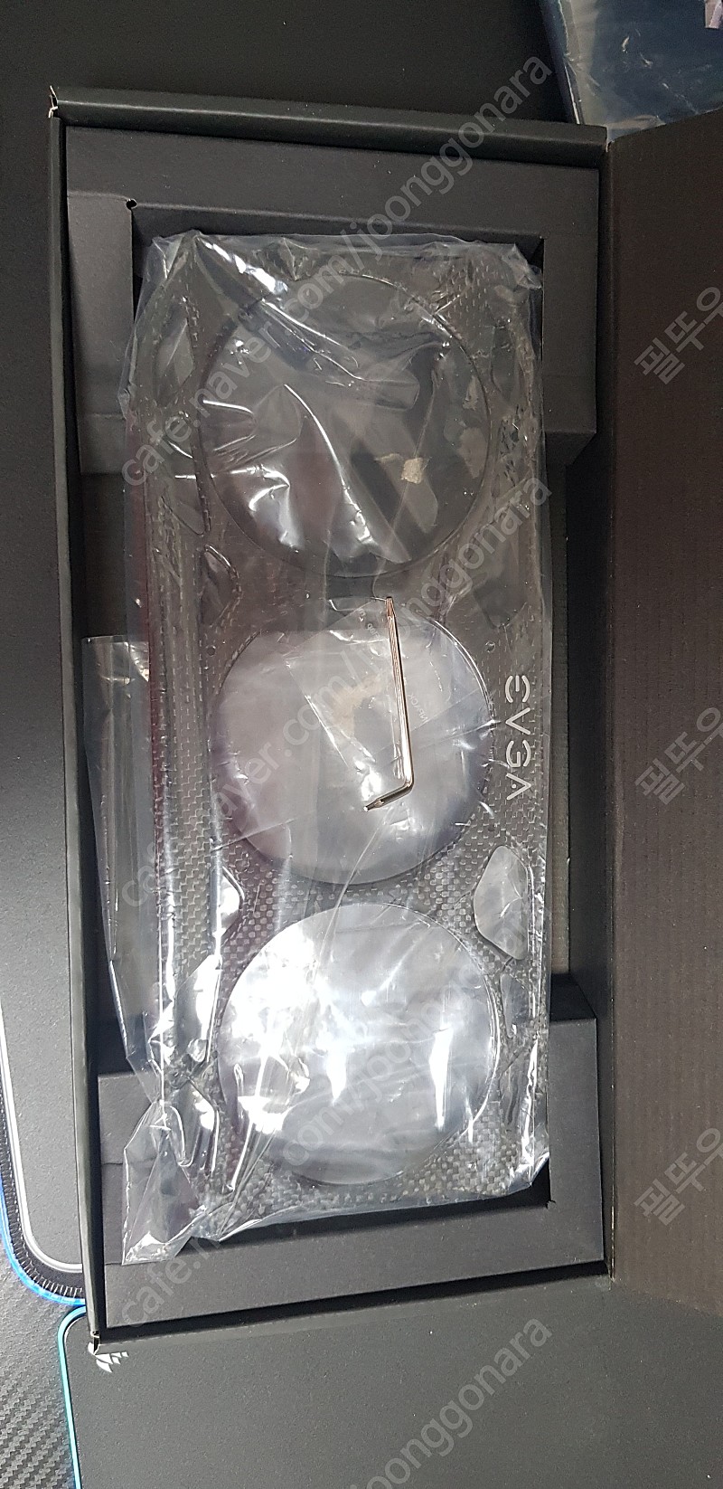 EVGA 2070 슈퍼 FTW3 카본 악세사리 킷 판매합니다. (그래픽카드 악세사리 제품)
