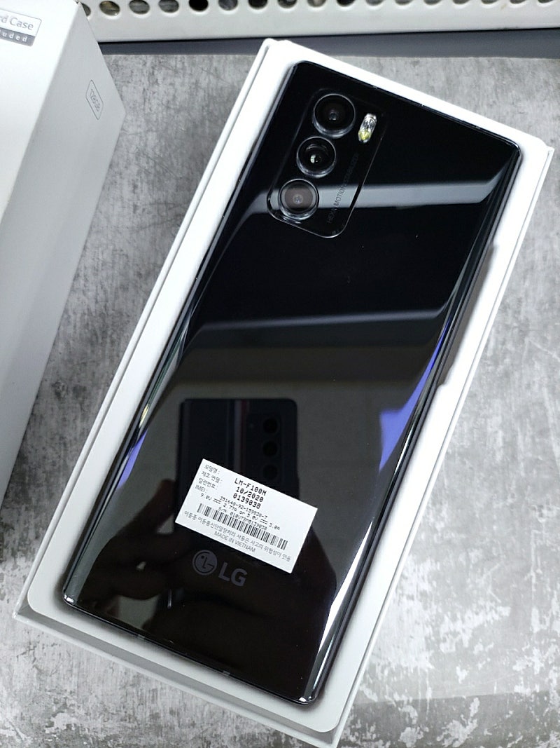 LG 윙 21년 6월개통 블랙색상 미사용 풀박스 SKT첫개통 36만원판매