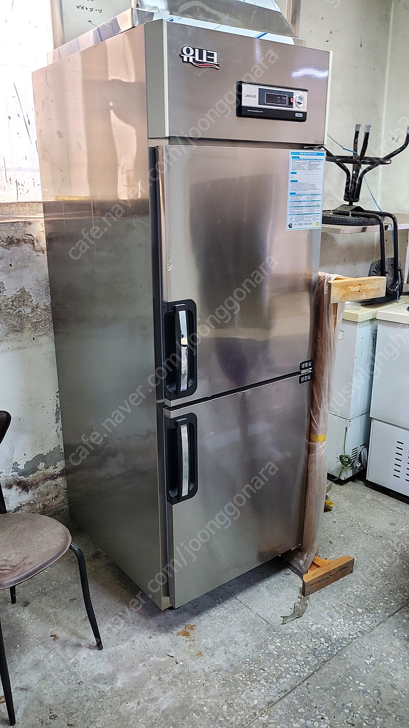 900테이블냉장고(미사용,리퍼),유니크25박스 기존,1500테이블냉장.냉동고(반반) 팔아여