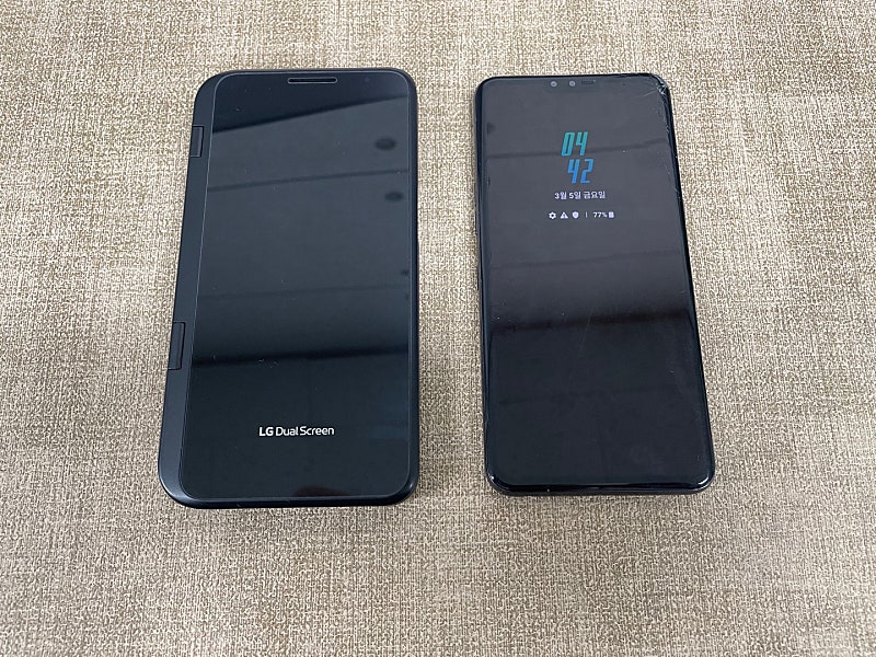 LG V50 128G 블랙 액정파손 듀얼스크린포함 9만원