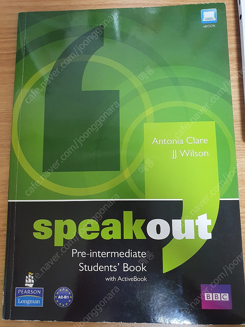 Speakout Pre-Intermediate Students book 운포 13000원에